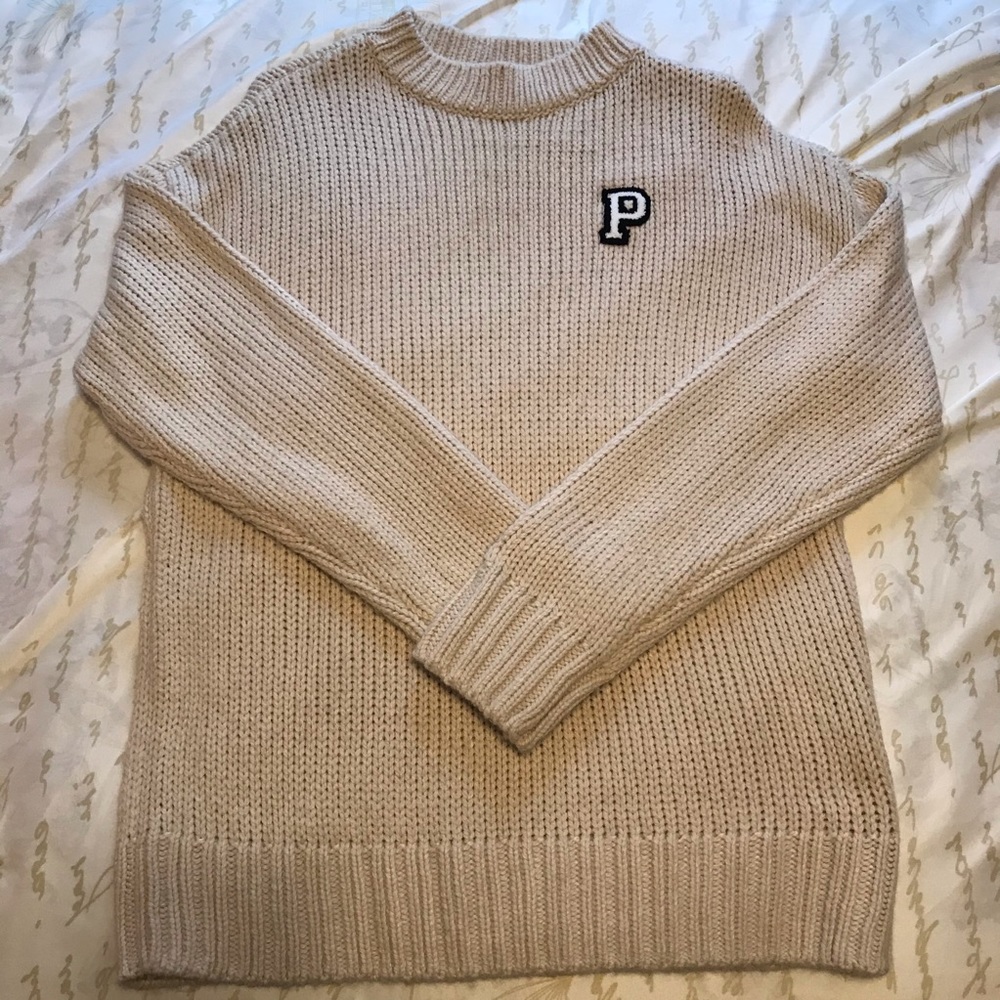 pink sweater